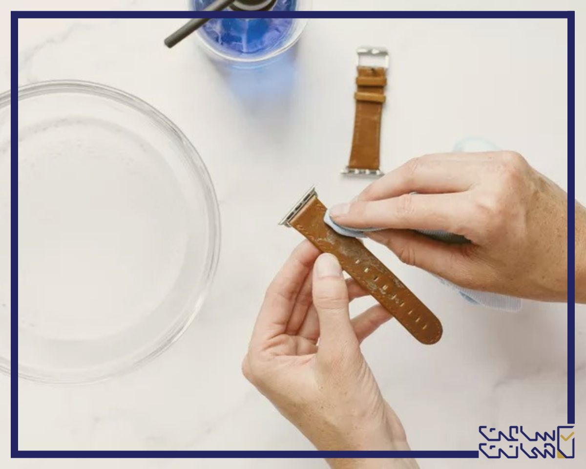 تمیز کردن بند چرمی ساعت مچی