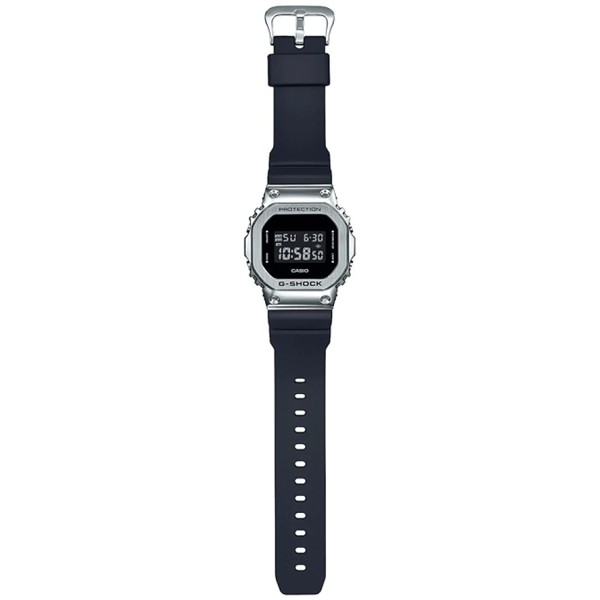 casio gm-5600-1dr