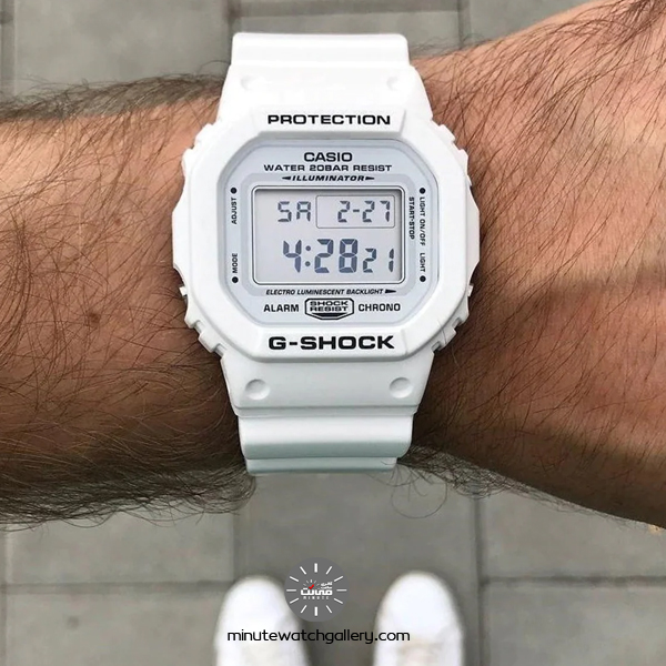 casio g-shock DW-5600MW-7D